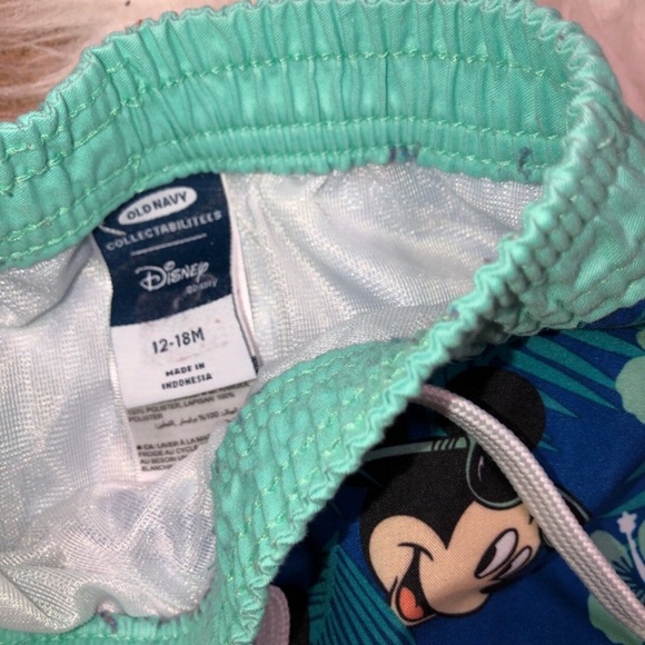 Disney 12-18 Months Boys Mickey Mouse Swim Trunks 

Pool, vacay, beach - Picture 5 of 5